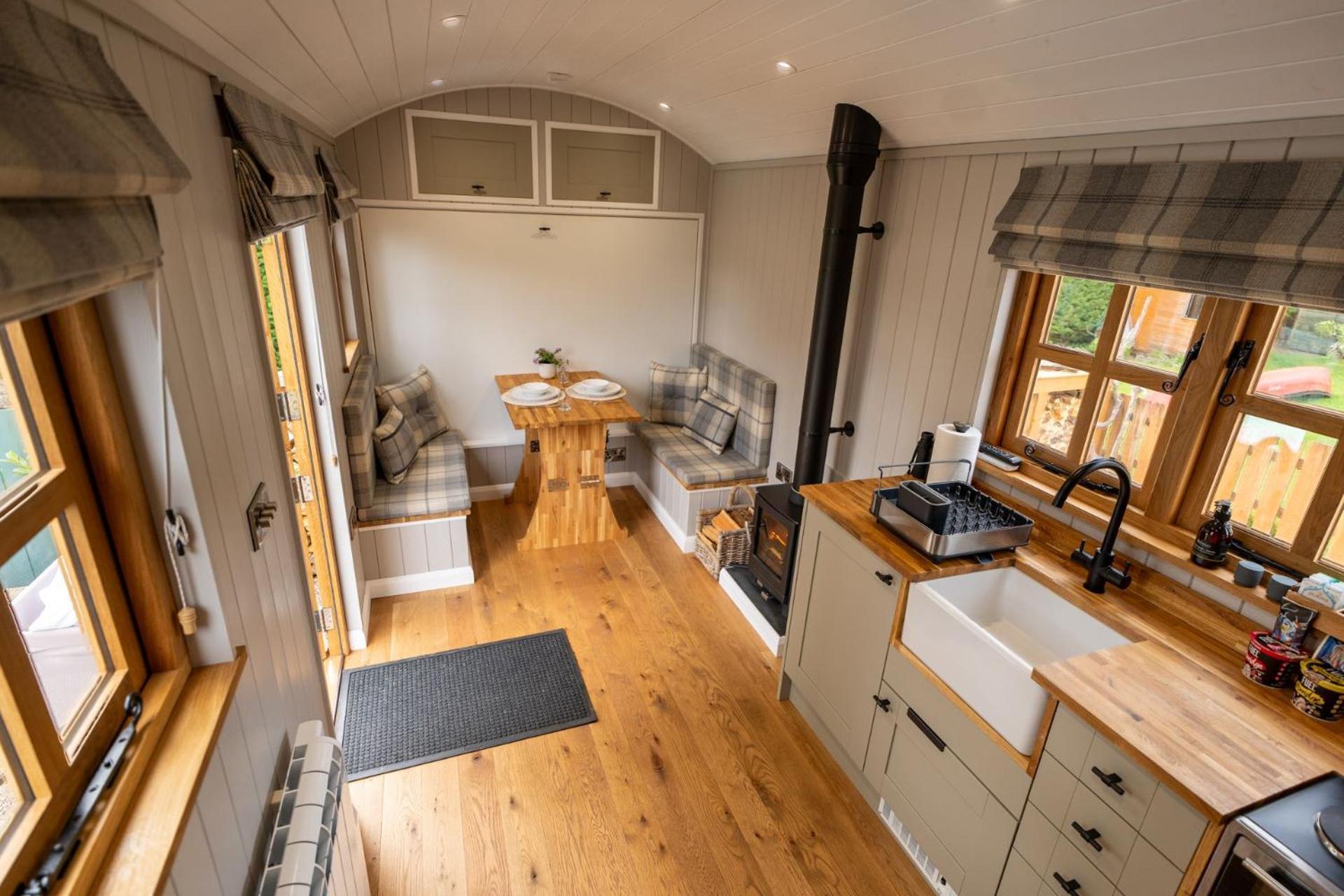 Driftwood & Hot Tub Villa Fort William Buitenkant foto